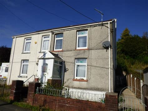 3 Bedroom Semi Detached House For Sale In New Road Cilfrew Neath