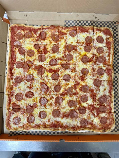 Bedford Pizza Trays — ETNA PIZZA