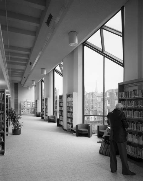 Ealing Broadway Centre, London: the library | RIBA pix