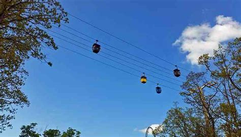 Skyway Transport Ride At Six Flags Great Adventure Parkz Theme Parks