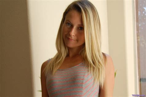 Beautiful Babe Takes Off Her Cute Dress To Show Her Small Tits Her Hot Ass Coedcherry