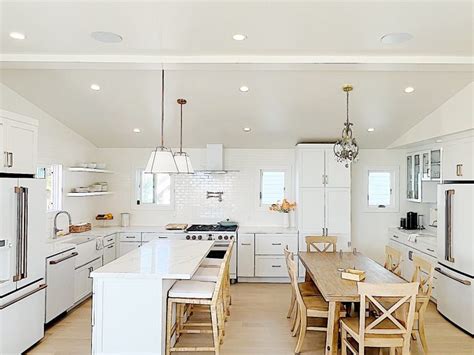 A Finished Beach House Kitchen - MY 100 YEAR OLD HOME