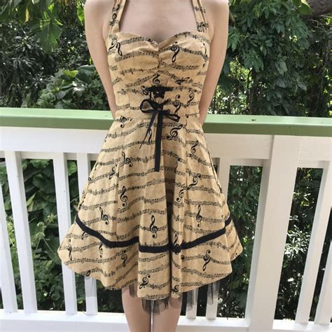 Hot Topic Women S Dress Depop