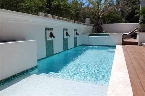 50 Spectacular Swimming Pool Water Features