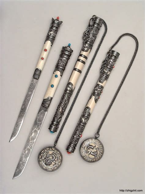 Пин на доске Smyckenkniv