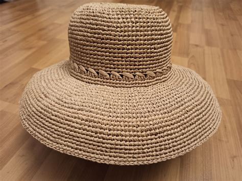 Шляпа в стиле Одри Хэппберн | Cappelli all'uncinetto, Cappelli di ...