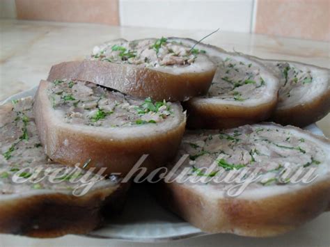 Фаршированная рулька