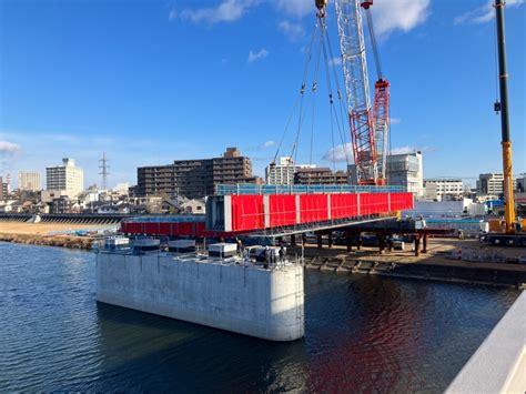 「橋げたの架設」を開始しました 宮沢橋橋梁上部工工事 宮沢橋橋梁上部工工事webサイト