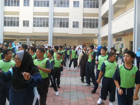 Sekolah Kebangsaan Tun Syed Ahmad Shahabudin Sekitar Sambutan Hari Guru Peringkat Sekolah 2012