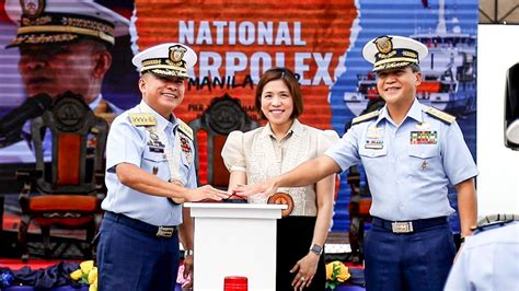 Philippine Coast Guard On Twitter 𝐋𝐎𝐎𝐊 Coastguardph Commandant Cg