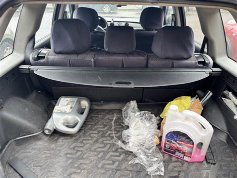 Шторка багажника — Mitsubishi Outlander (1G), 2,4 л, 2005 года ...