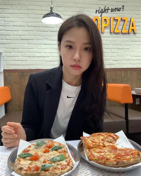 On Instagram Gopizza Kr Frau