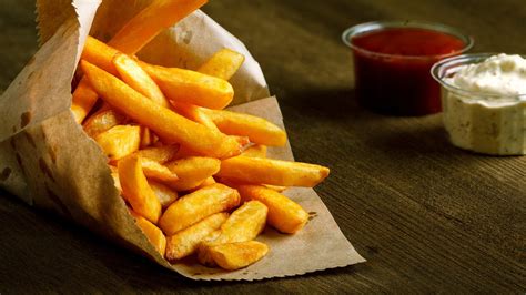 Tell us the best dipping sauce for French fries