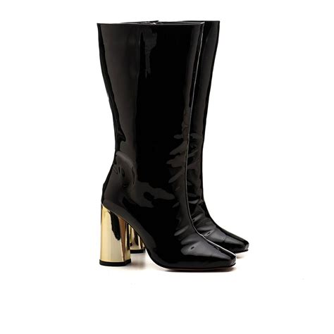 Bota Cano Longo Salto Cromado Suzy Verniz Preto Gats