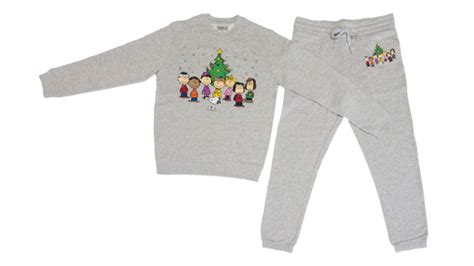 PEANUTS HOLIDAY FAMILY MOMENTS - The Pop Insider