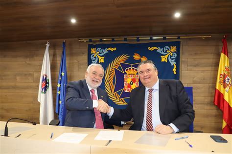 El Colegio de Enfermería de Jaén se incorpora a la Confederación de