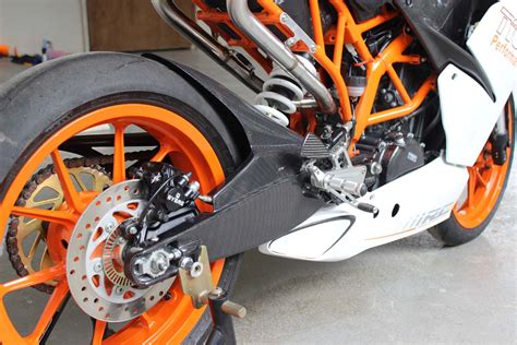 Rear Hugger Chain Guard SwingArm Cover Assembly Carbon KTM Duke And