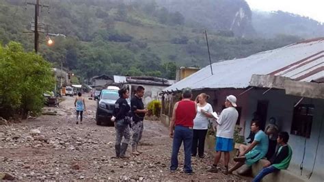 Dejan Lluvias 7 Comunidades Incomunicadas Y 5 Casas Afectadas En