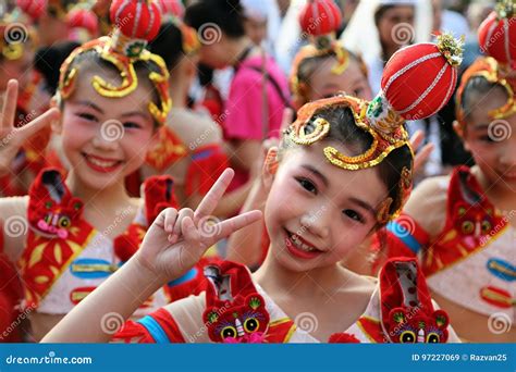 Chinese Dancer In Traditional Costume At The International Folklore