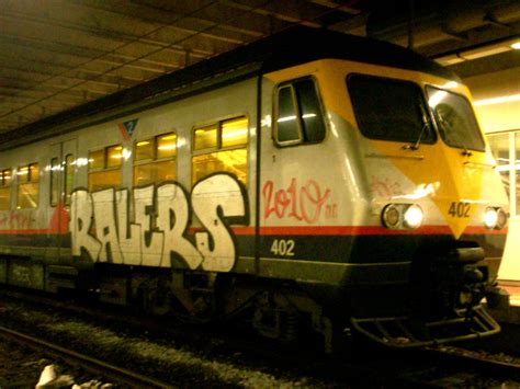 Graffiti Art Trains FUCK THE POLICE