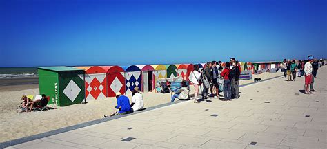 Sur La Digue Malo Les Bains Dunkerque Hauts De France Flickr