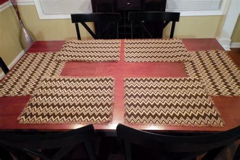 DIY Burlap Placemats | Diy burlap, Diy burlap placemats, Burlap