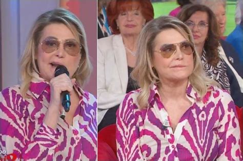 Simona Ventura In Onda Di Nuovo Con La Paralisi Facciale Lascia La