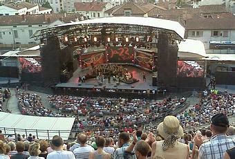 Nuits De Fourvi Re Et Jazz Vienne Ces Festivals Pour Les Riches Ou