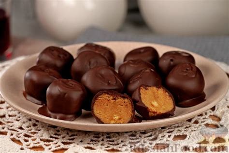 Рецепт: Конфеты из печенья, в шоколадной глазури на RussianFood.com