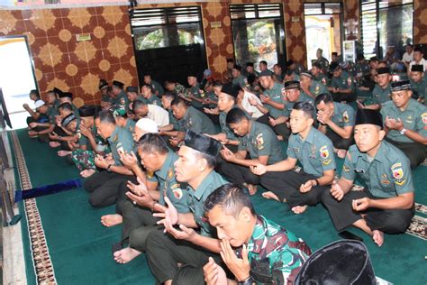 Mengukir Makna Kemerdekaan Kodim 0806 Trenggalek Rangkai Doa Dalam