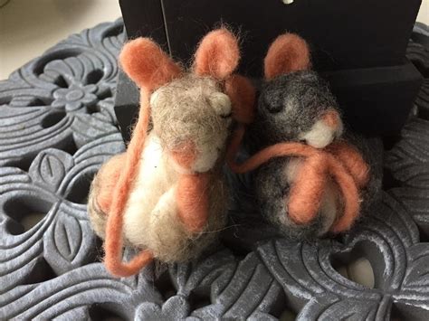 Needle Felted Sleepy Mice Design And Tutorial Sara Renzulli Sarafina