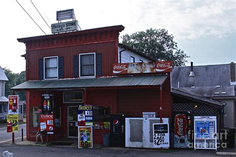 Baileys Store Photograph By Joe Finney Pixels