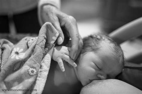 See incredible photos of a footling breech birth - BabyCentre UK