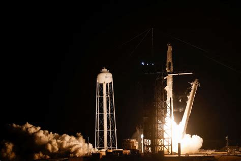 Spacex Sends Four Astronauts Off To The Iss Archyde