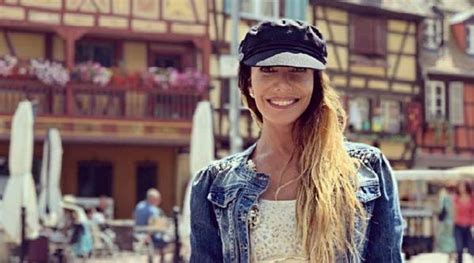 Mónica Ayos cautivó a todos con sus fotos en bikini lomazo Contexto Tucuman