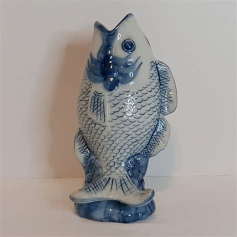 Accents Vintage 7s Chinese Blue And White Ceramicporcelain Koi Fish