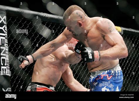 Chuck Liddell, right, fights Wanderlei Silva during UFC 79 at the ...