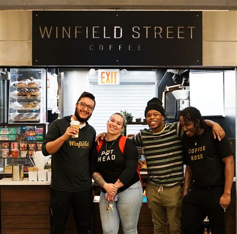 New Coffee Stand In UES Subway Stop Aims To Caffeinate Commuters