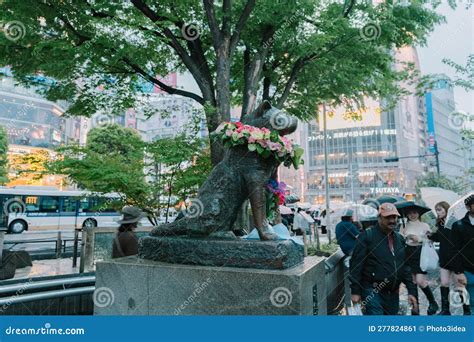 Ueno Japan April 7 2023 Hachiko Dog Statue In Shibuya Tokyo