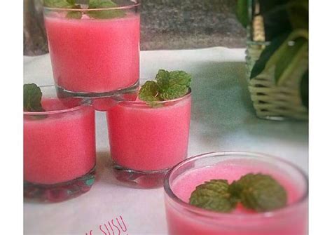 Resep Puding Susu Strawberry Oleh Yetti Pujilestari Cookpad