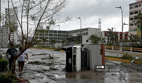 Huracán Otis Arrasó Con Acapulco Ya No Es El Paraíso Para Veranear Rcn Radio