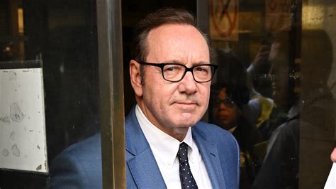 Kevin Spacey Enfrenta 12 Nuevos Cargos Por Agresión Sexual Y Culpa A