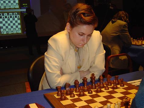 Judit Polgar Vs Magnus Carlsen