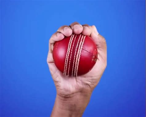 Top 10 Best Fast Bowling Slower Ball Variations