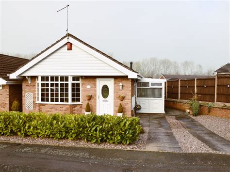 2 Bed Detached Bungalow For Sale In Rylestone Close Meir Park Stoke