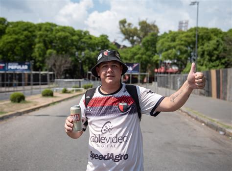 El Coloso abrió sus puertas: los hinchas de Colón y Gimnasia empiezan a