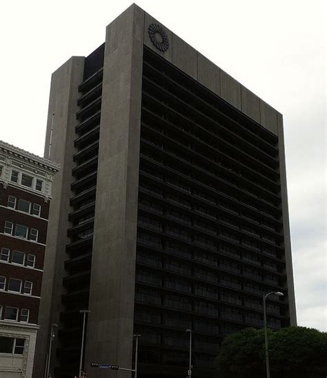 Frost Bank tower San Antonio_wikipedia CC - San Antonio Report