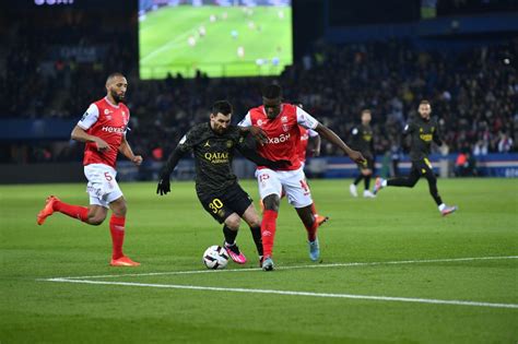 Con Messi Neymar y Mbappé PSG empató ante Reims en la Liga 1 de Francia