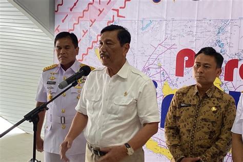 Foto Luhut Antara Kereta Cepat Jakarta Bandung Dan Impor Krl Bekas