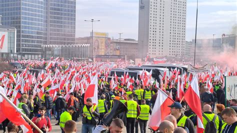 Wielki protest rolników w Warszawie! RELACJA NA ŻYWO :: Wykop.pl